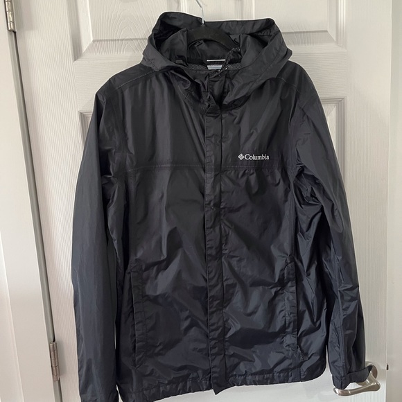 Columbia medium,unisex black windbreaker hooded, 23inches armpit, good condition - Picture 5 of 5